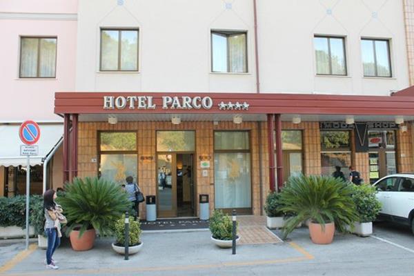 Hotel Parco Castelfidardo Dış mekan fotoğraf